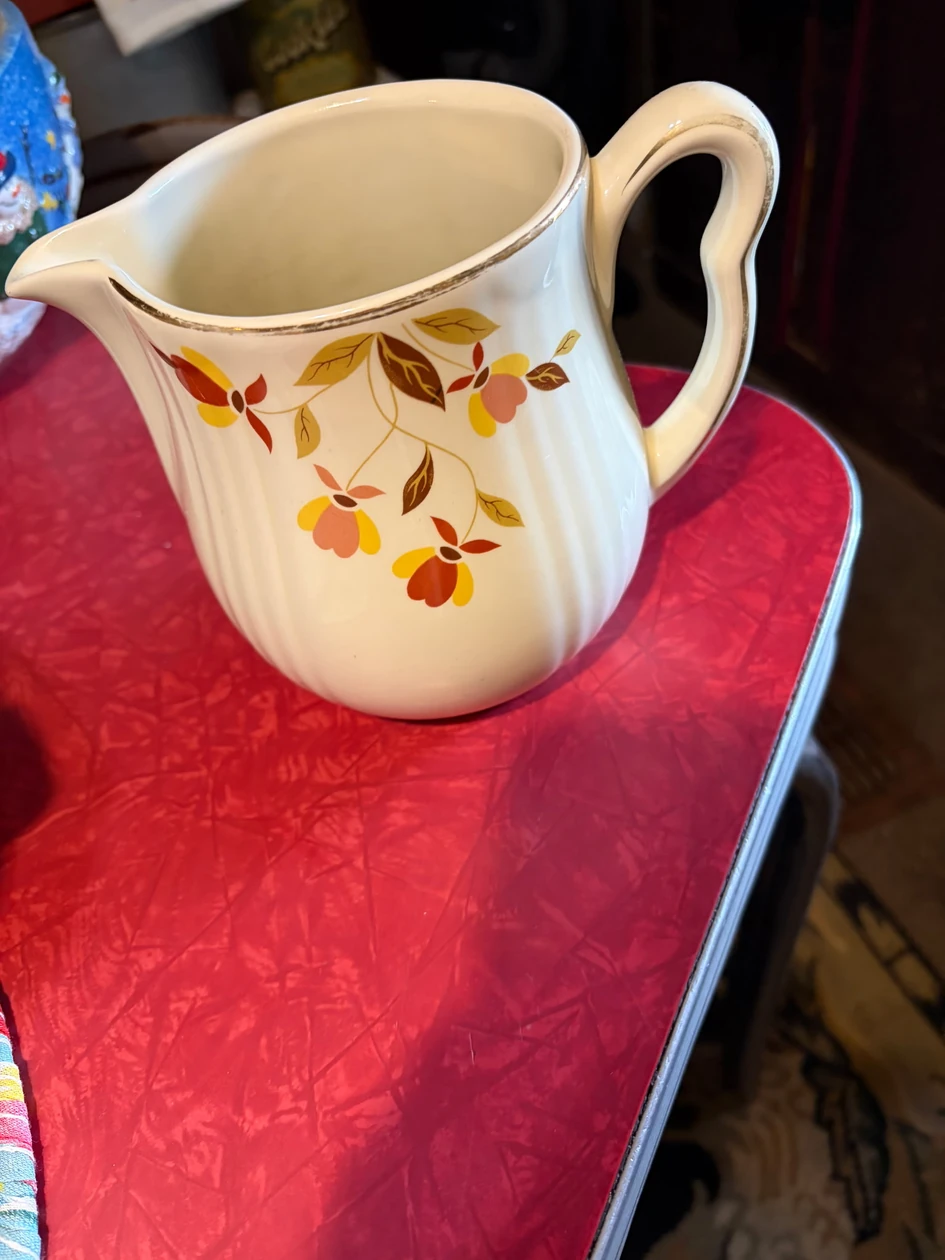 Floral ceramic pitcher from the September 26, 2026 Great Antiques & Collectibles auction