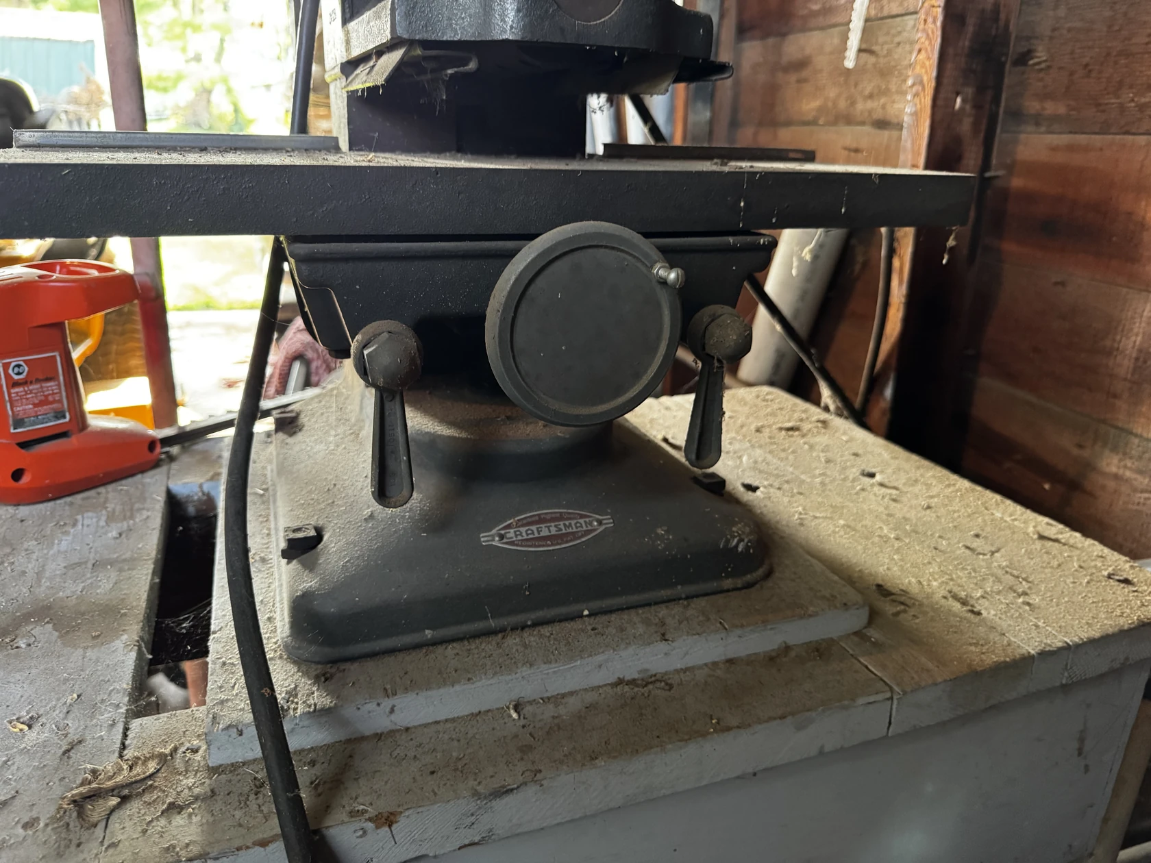 Craftsman workshop machine